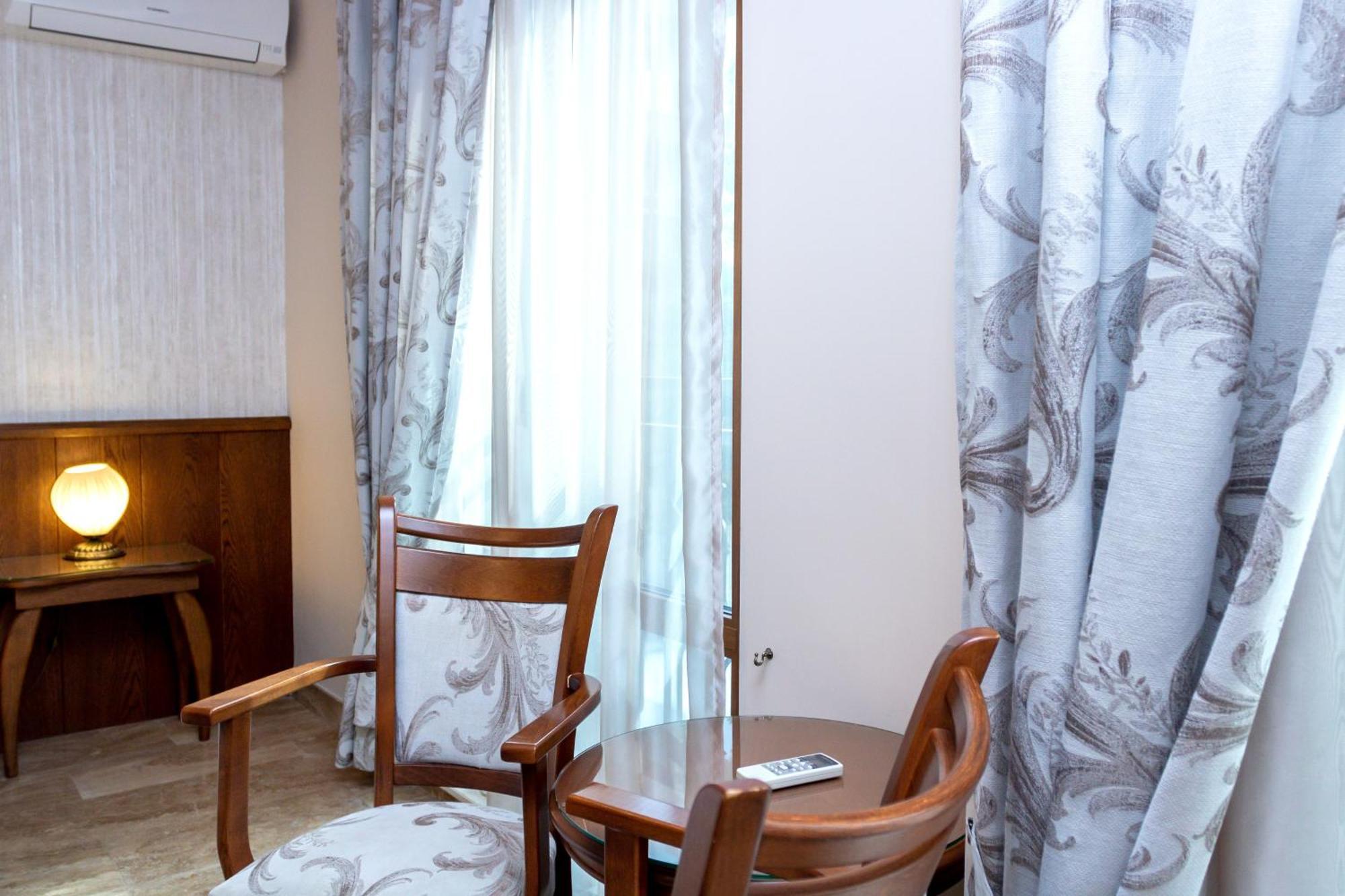 Mon Ami Apart In Studentski Grad Area София Экстерьер фото