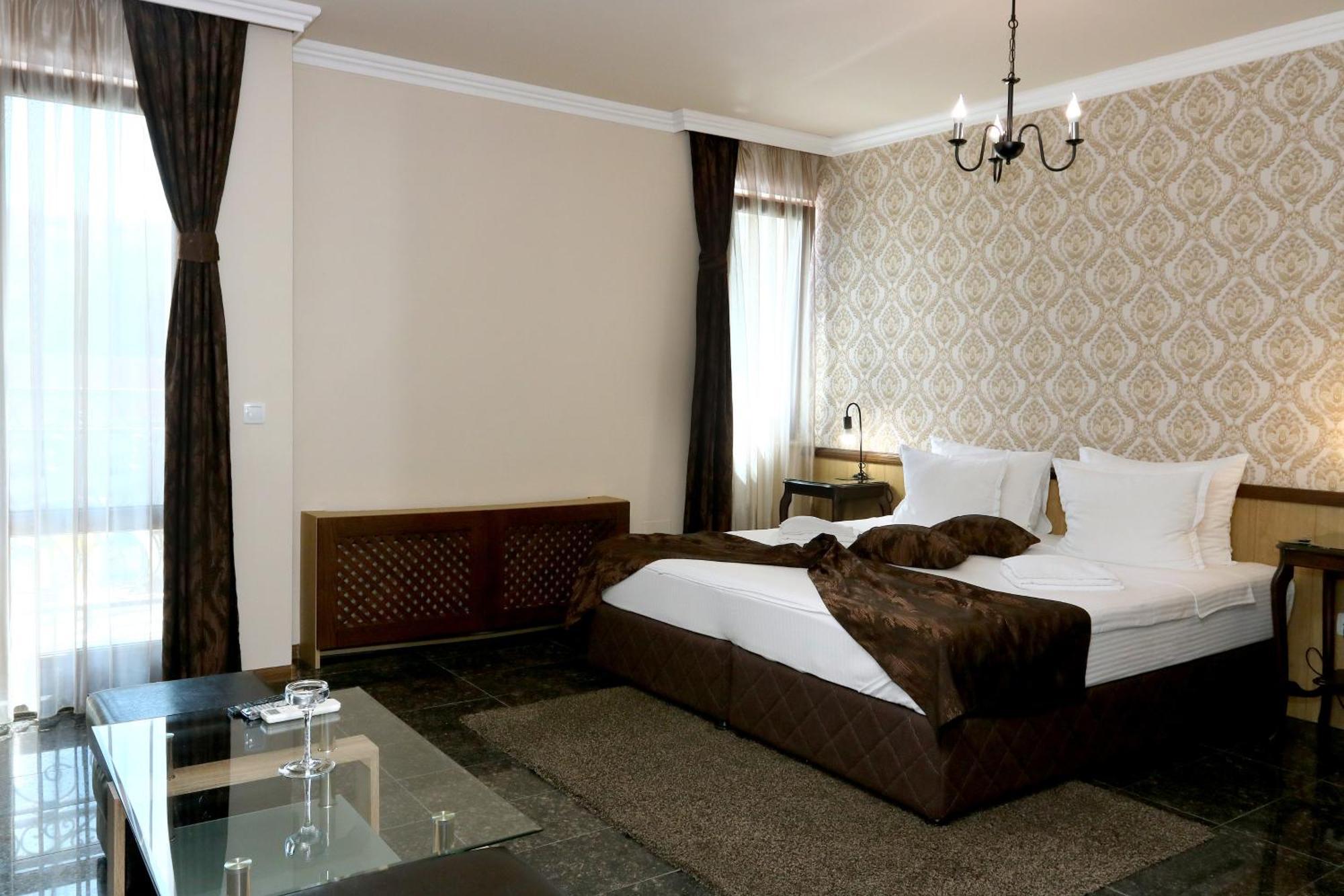 Mon Ami Apart In Studentski Grad Area София Экстерьер фото