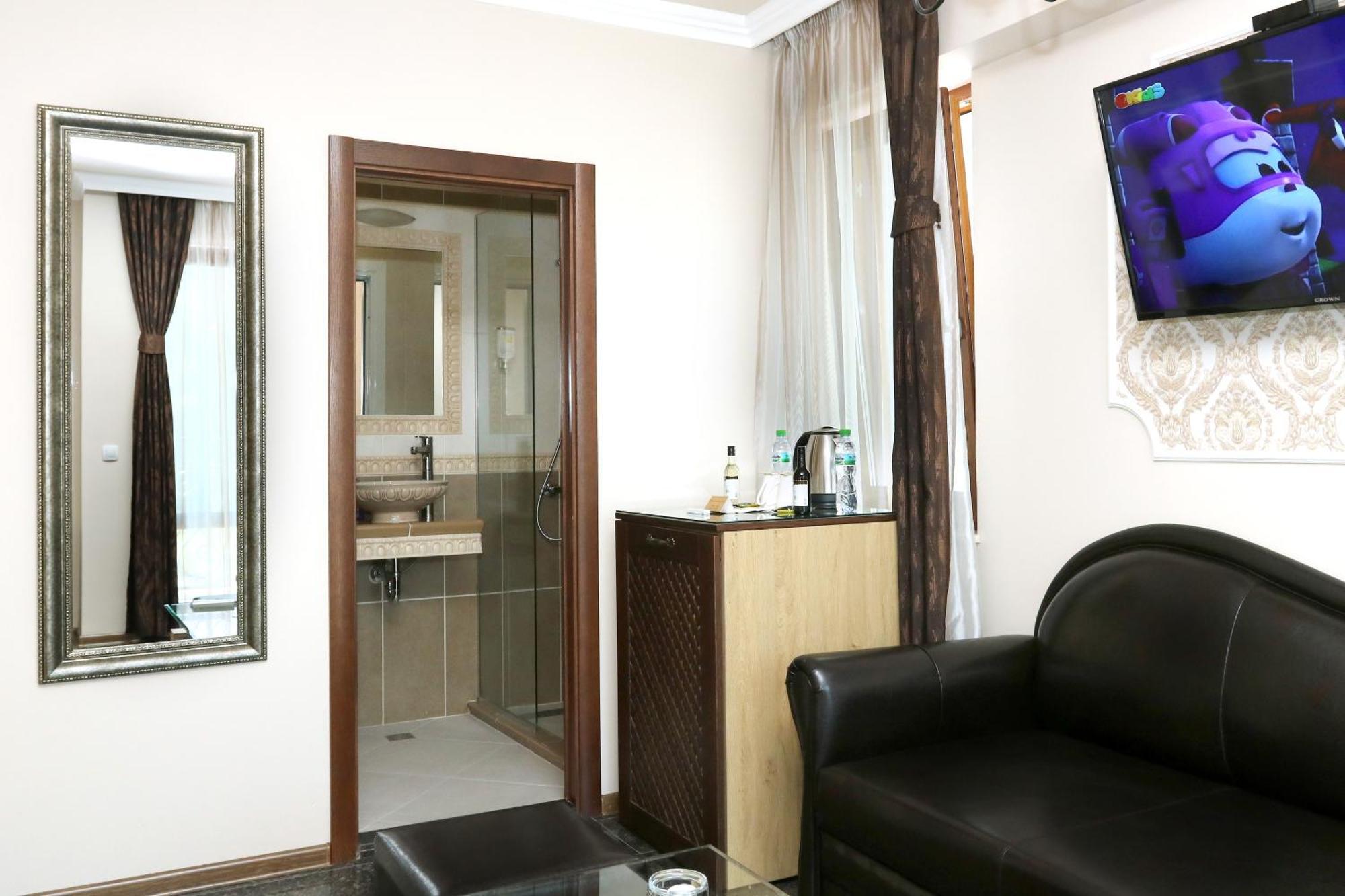 Mon Ami Apart In Studentski Grad Area София Экстерьер фото